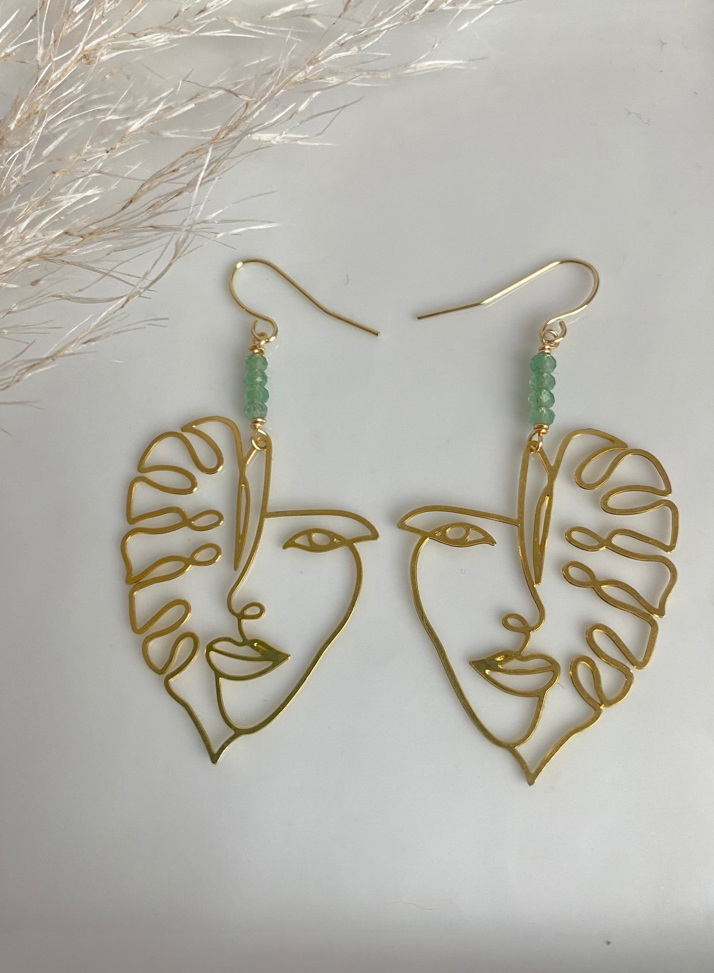 Aventurine and Monstera Leaf Face